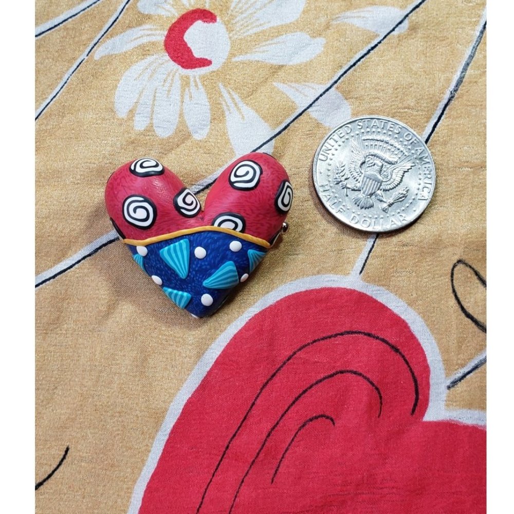 Hand Made Heart Pin - Picture 3 of 6
